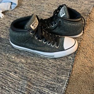 Men’s Converse high tops size 8